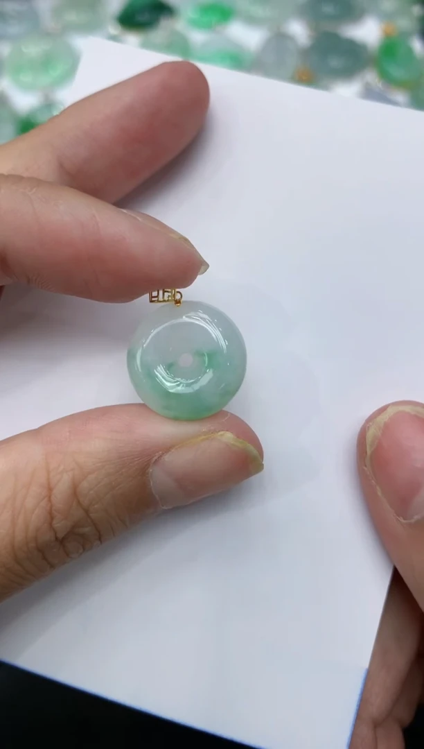 【闪购商品】翡翠颈饰18K金镶嵌111111111111