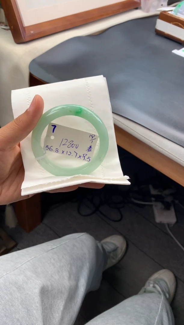 【闪购商品】翡翠手镯未镶嵌手镯