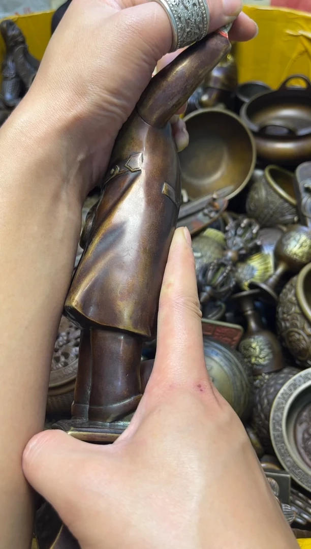 精美铜器，点击下单
