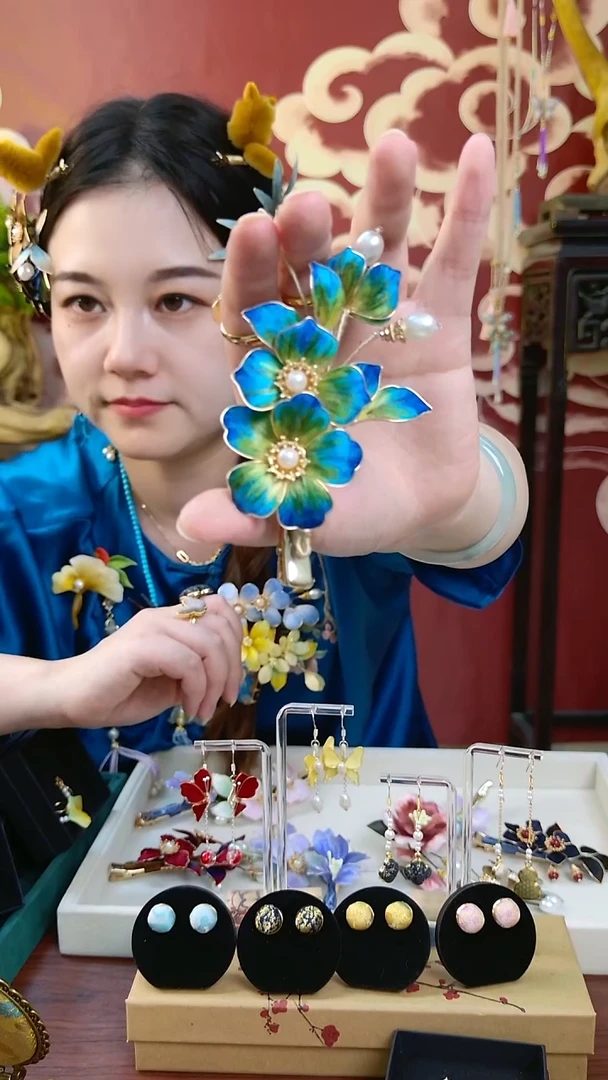 刺绣刺绣非遗纯手工绒花小边夹