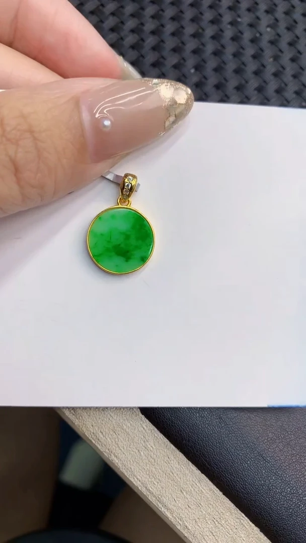 翡翠银S925镶嵌颈饰             8