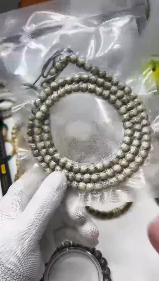 星月菩提手串136  大眼睛