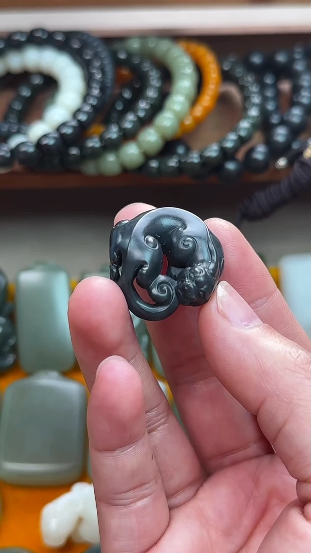 【闪购商品】和田玉吊坠(不含链)未镶嵌立体小件苏工