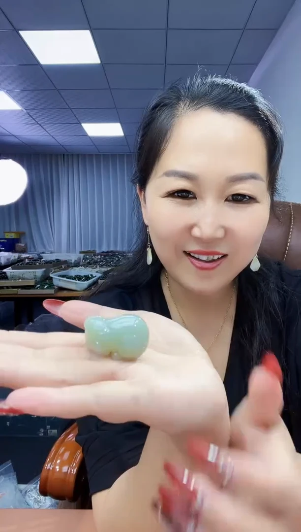 和田玉未镶嵌颈饰纯天然和田玉新疆且末