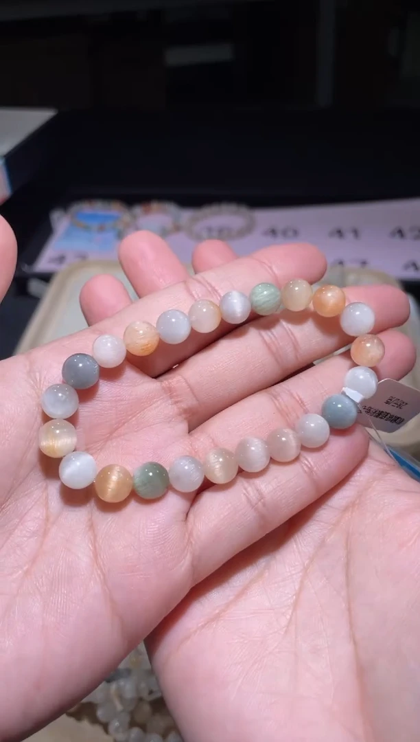 【闪购商品】水晶手链未镶嵌40号多样性发货一V 8+