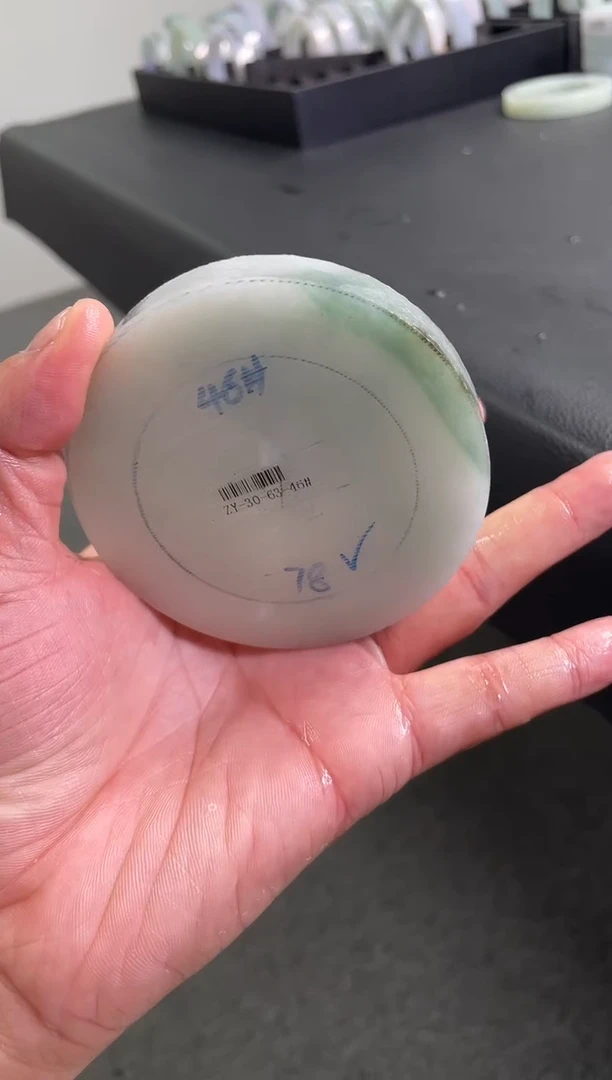 定制翡翠手镯未镶嵌手镯