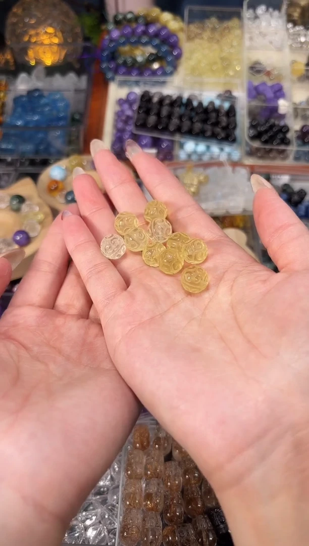 【闪购商品】水晶手串未镶嵌黄水晶回纹珠一个卡11+