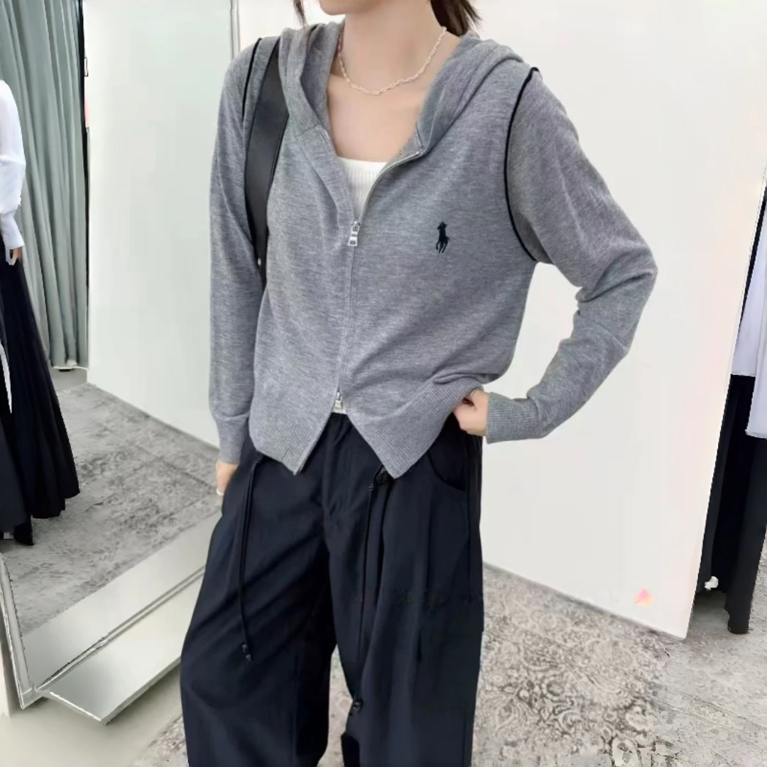 针织薄款可机洗短款拉链衫百搭宽松显瘦秋冬新款拼色设计刺绣连帽