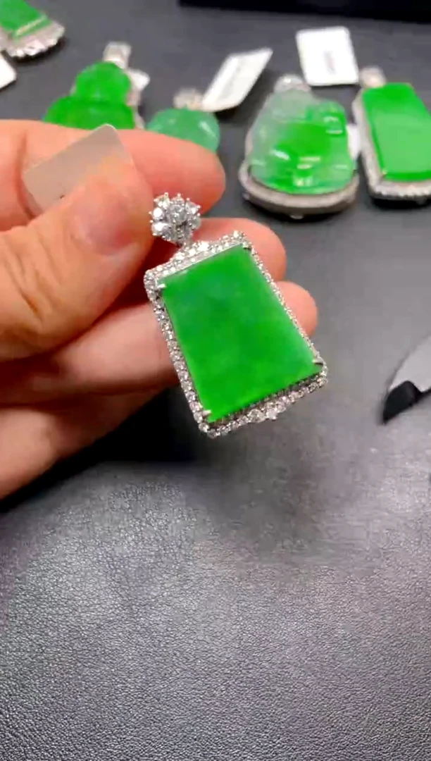 吊坠(不含链)银S925镶嵌翡翠吊坠