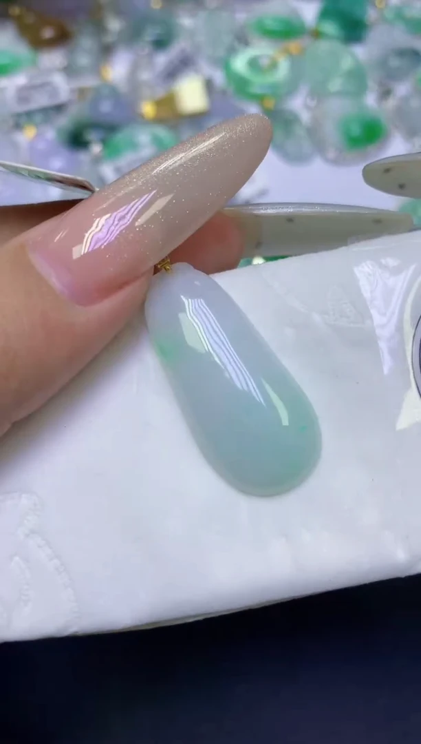 颈饰18K金镶嵌翡翠天然缅甸翡翠A货百元以上9元证书费自理