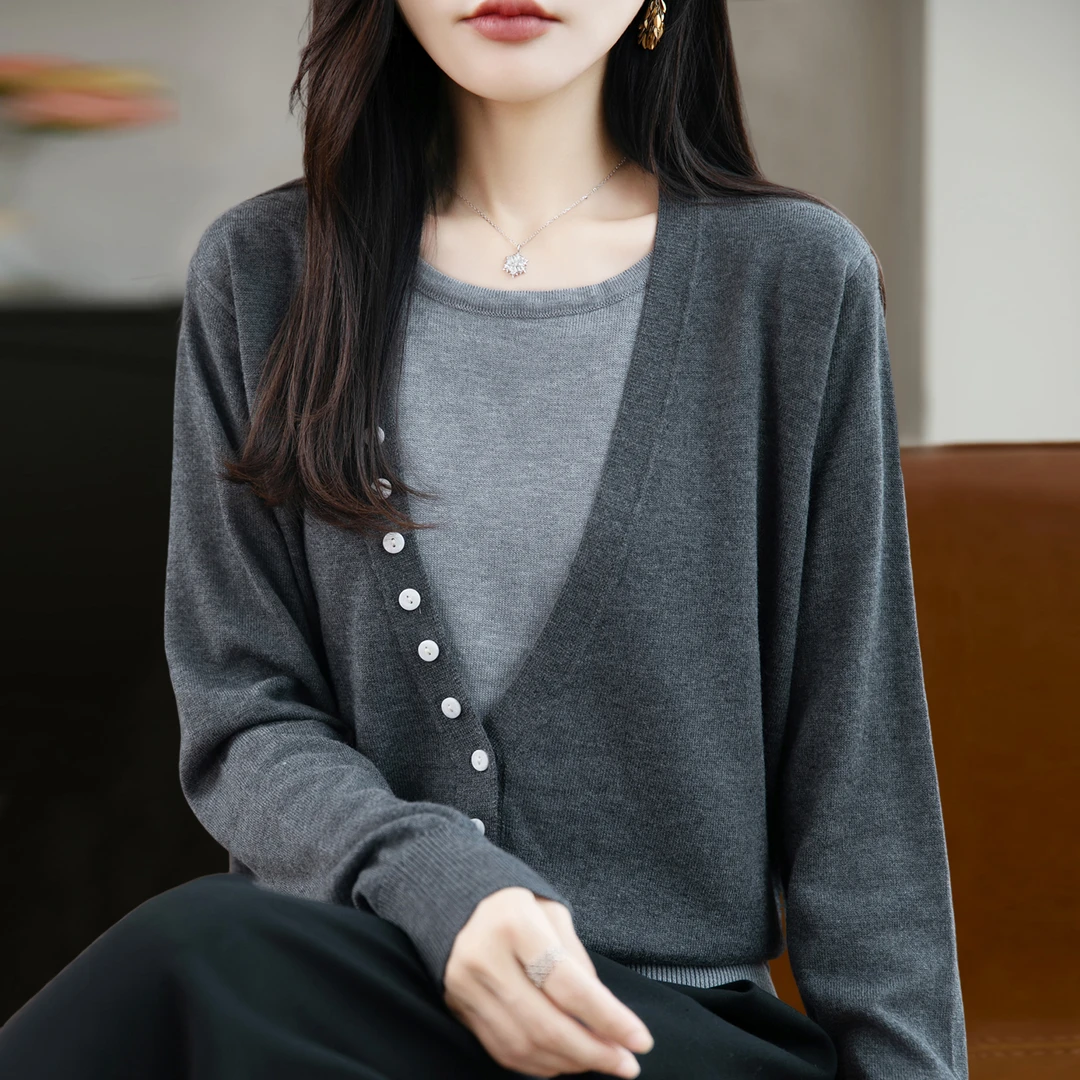 胖mm春秋大码女士毛衣遮肚子显瘦假两件上衣内搭可外穿针织打底衫