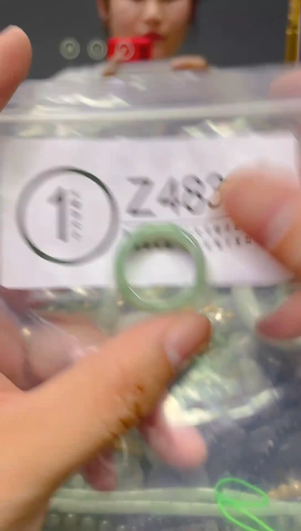 翡翠未镶嵌颈饰18.8mm/Z/翡翠A货,一件也是批发价