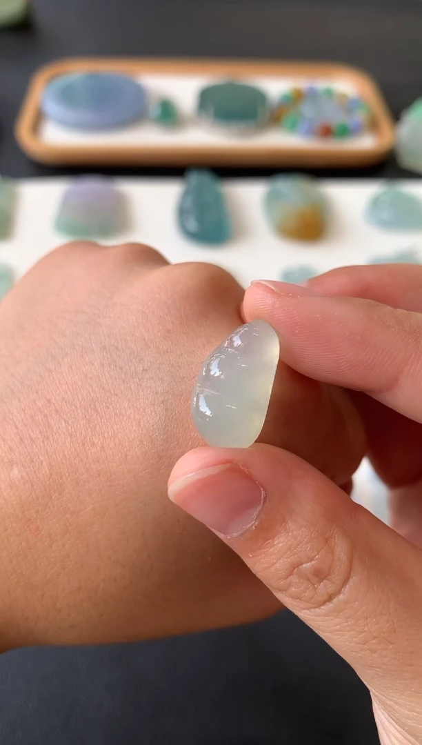 未镶嵌定制翡翠翡翠