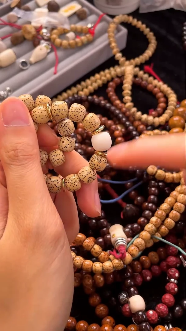 星月菩提手串精工级陈籽9*8桶珠手串