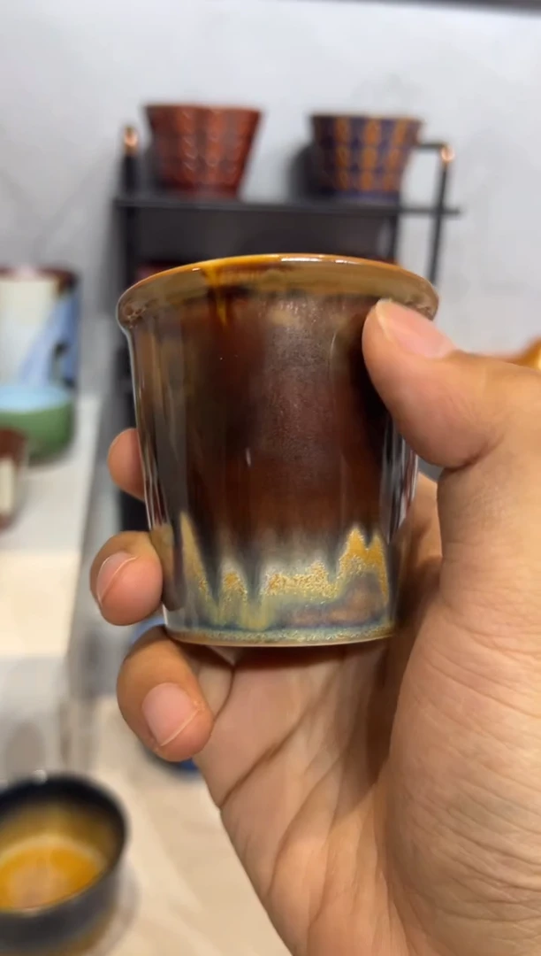 6柴房陶瓷柴烧高货可乐杯，因柴烧特性，每只都略有不同~