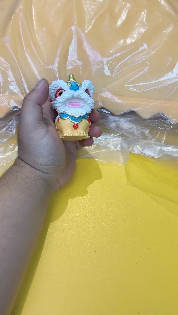 瓷片不不不抱枕