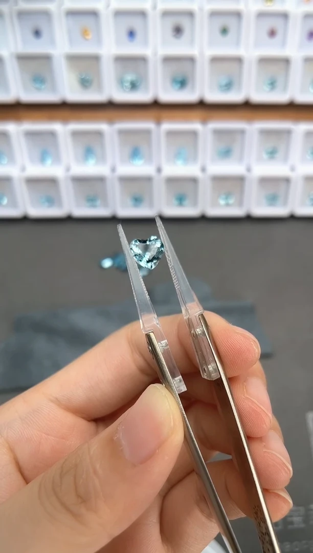 未镶嵌裸石定制海蓝宝石1.43ct 圣玛 04058