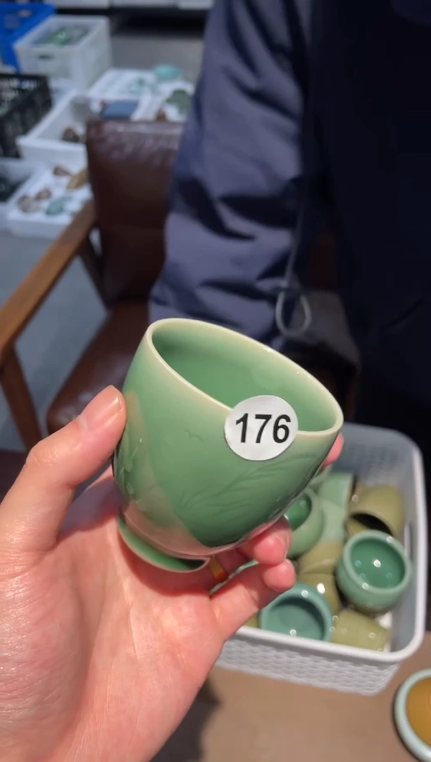 176窑承青瓷梅子青杯