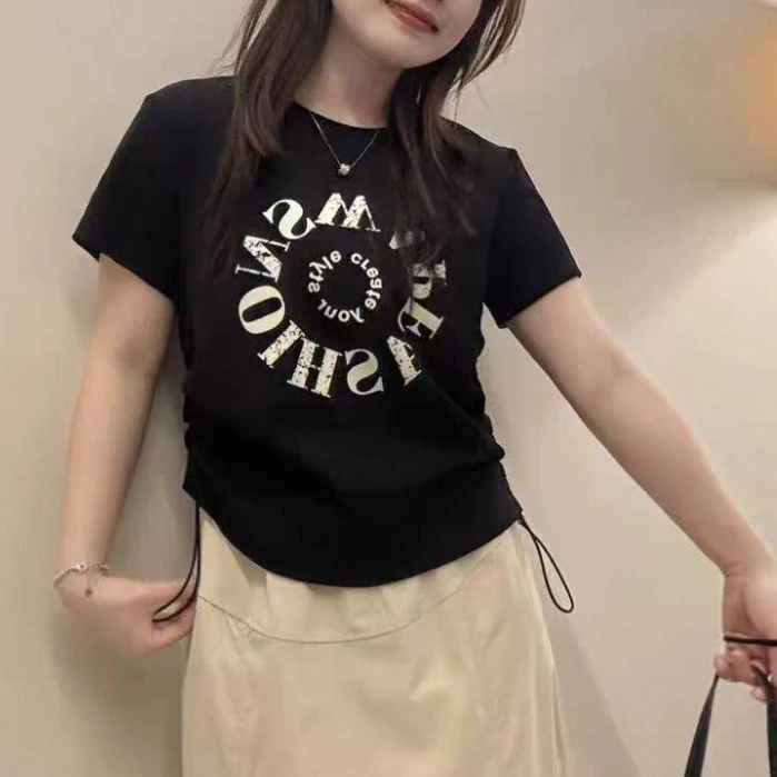 黑色褶皱抽绳收腰印花正肩短袖T恤女2025新款夏季时尚半袖上衣ins