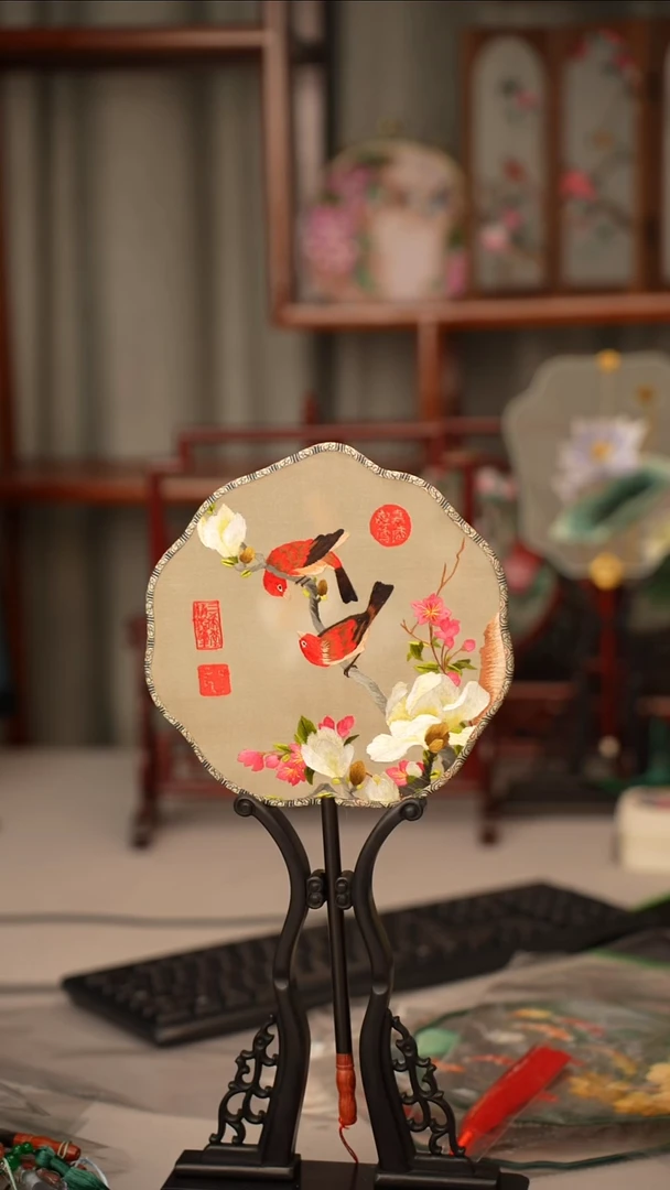 扇子苏绣作品手工扇子