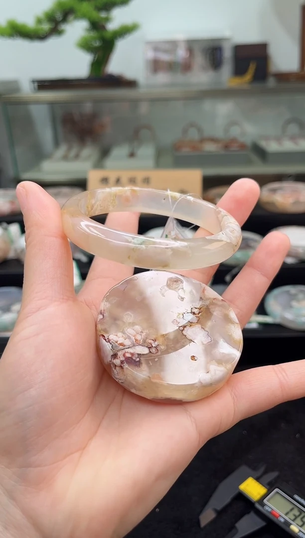 未镶嵌手镯石英质玉60圈口（赠品镯心）3910032