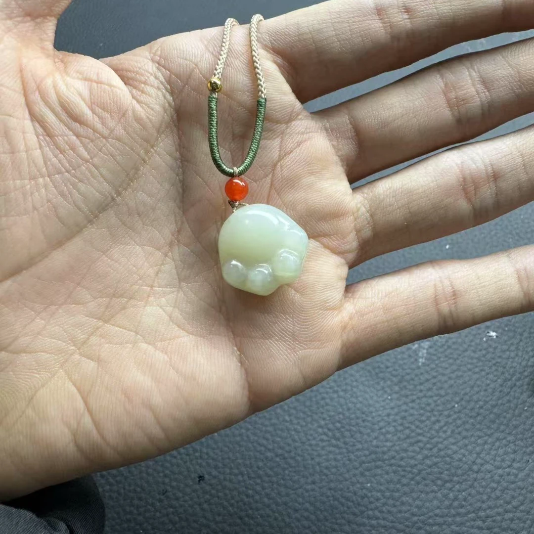 新疆和田玉猫爪吊坠 多样性发一