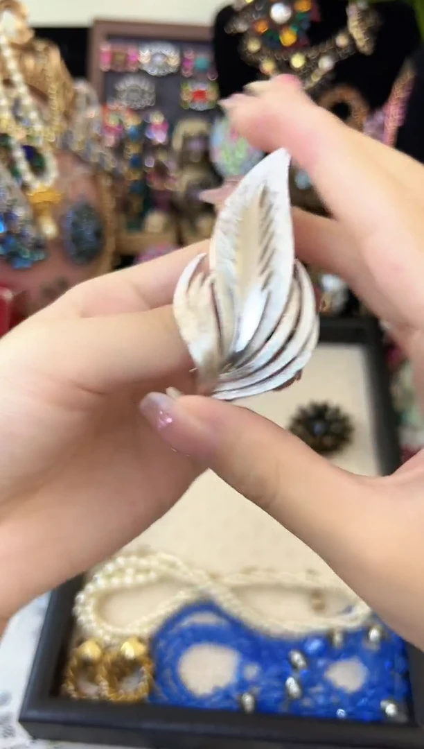 铁合金合成碳硅石519trifari胸针