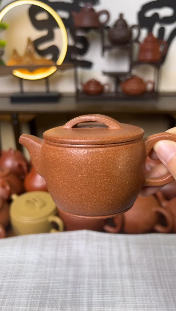 茶壶段泥独壶黄降坡汉瓦壶150CC