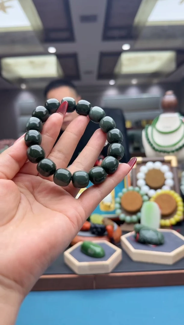 未镶嵌手串和田玉szq