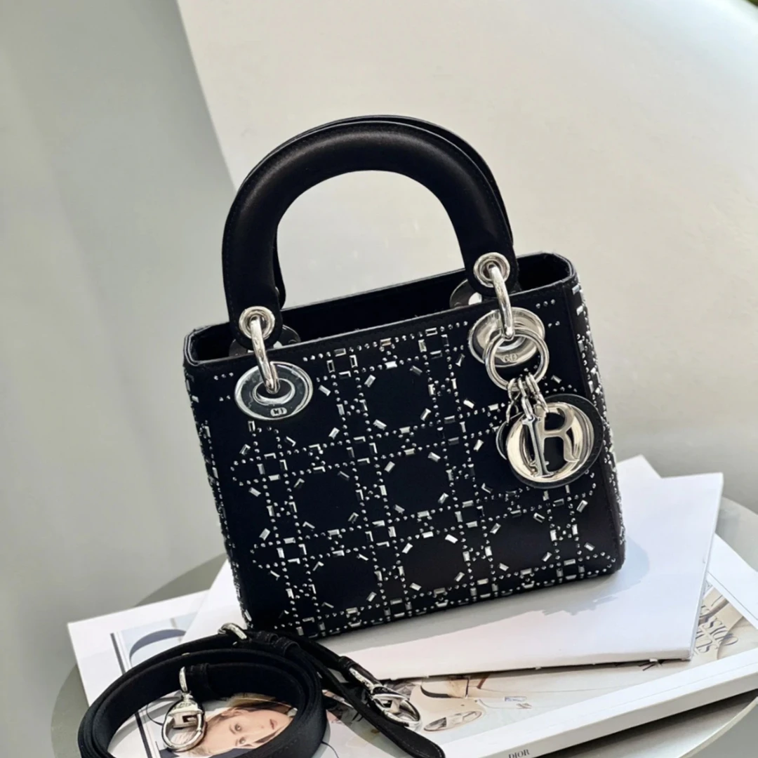 99新 DIOR/迪奥 小花JerryLady Dior 戴妃包 三格 黑色 缎面 银扣