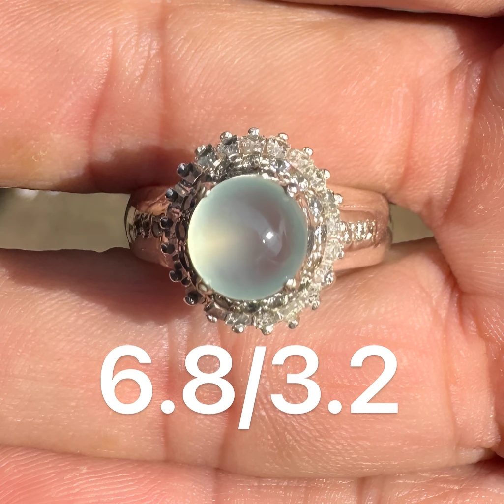 0123(小哪吒在源头)冰种翡翠冰晴正圆戒面干净肉细杠味荧光足M15