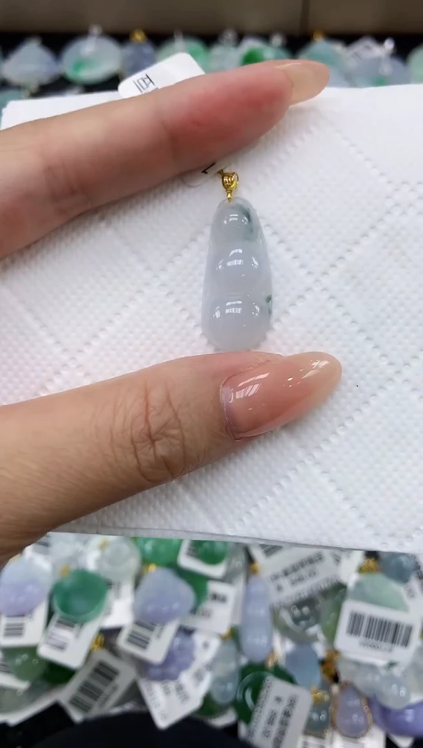 颈饰未镶嵌翡翠11111111111