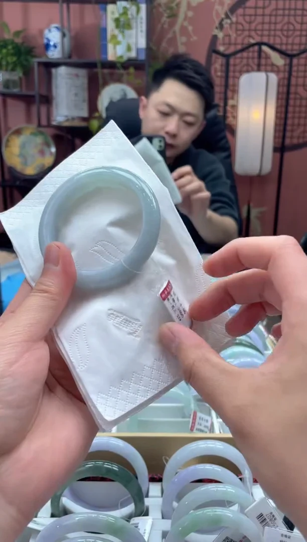 未镶嵌手镯翡翠2103***