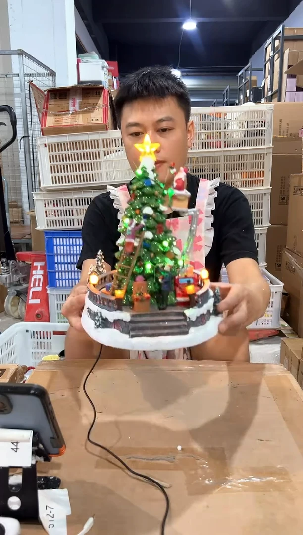 瓷片原盒圣诞树带灯摆件