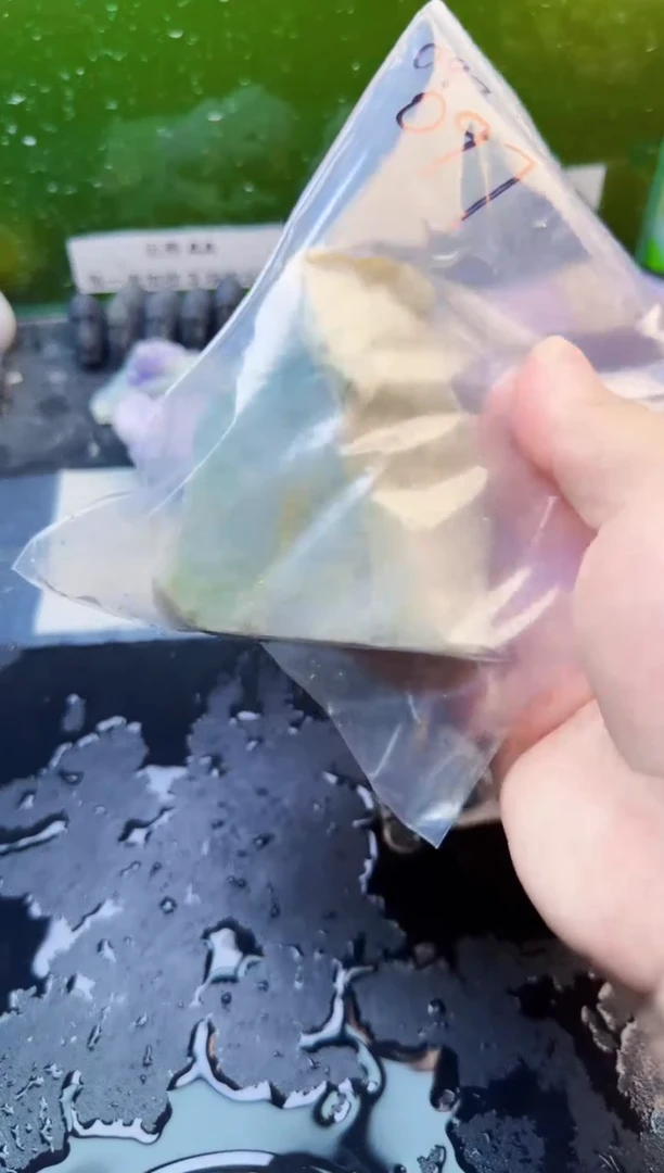 翡翠挂件未镶嵌天然翡翠097