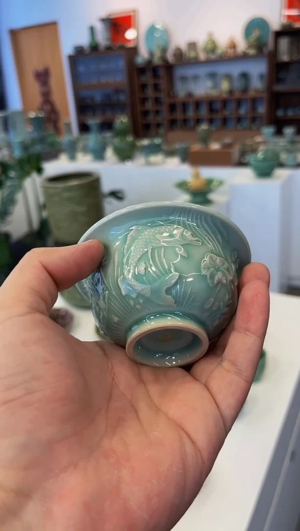 鱼藻纹·压手杯·粉青·茶器