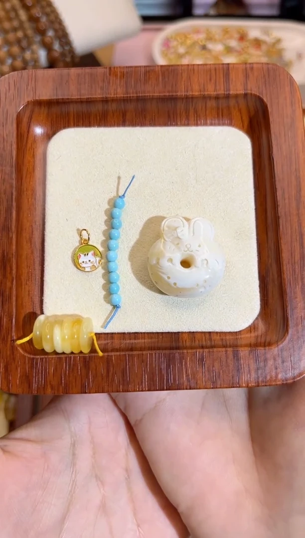 【闪购商品】蜜蜡裸石未镶嵌配件套装