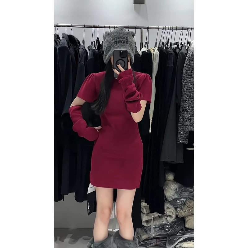 新年过年战袍红色针织连衣裙子女2025秋冬新款辣妹收腰性感包臀裙