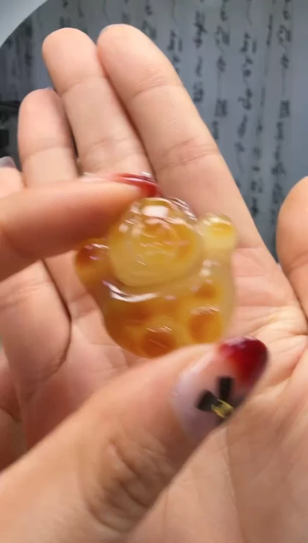 裸石琥珀未镶嵌如图