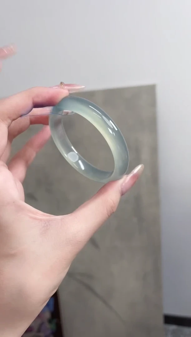 【闪购商品】玛瑙/玉髓手镯未镶嵌53-54圈