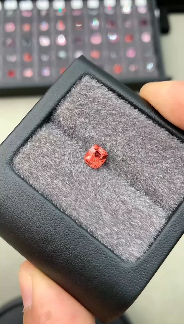 【闪购商品】定制尖晶石裸石未镶嵌1.25ct 枕型 日落色调