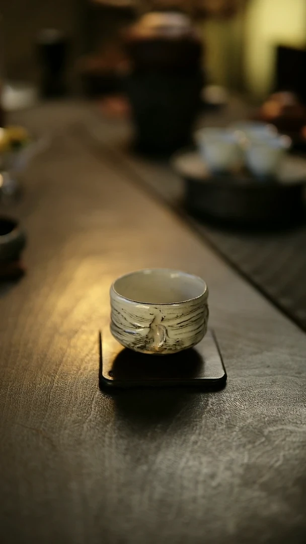 阿眠     张汝佳柴烧粉引直口杯