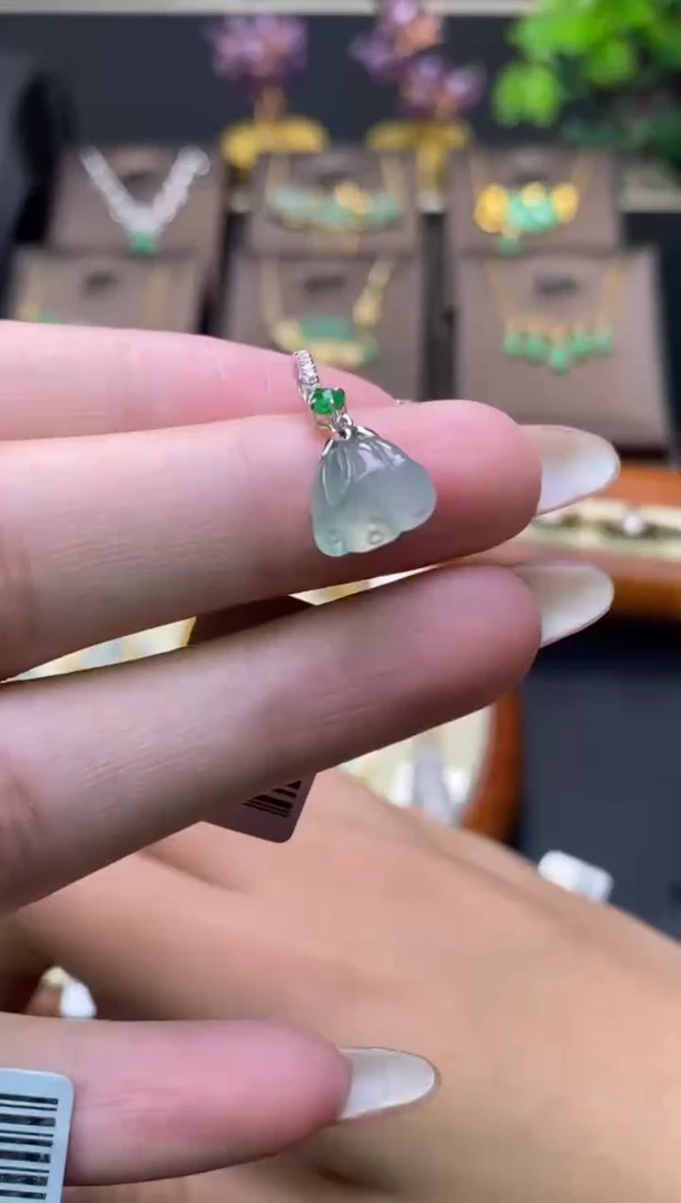 翡翠18K金镶嵌颈饰净货12513