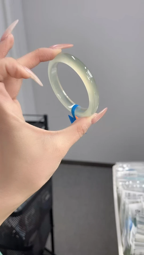 【闪购商品】玛瑙/玉髓手镯未镶嵌56-57圈