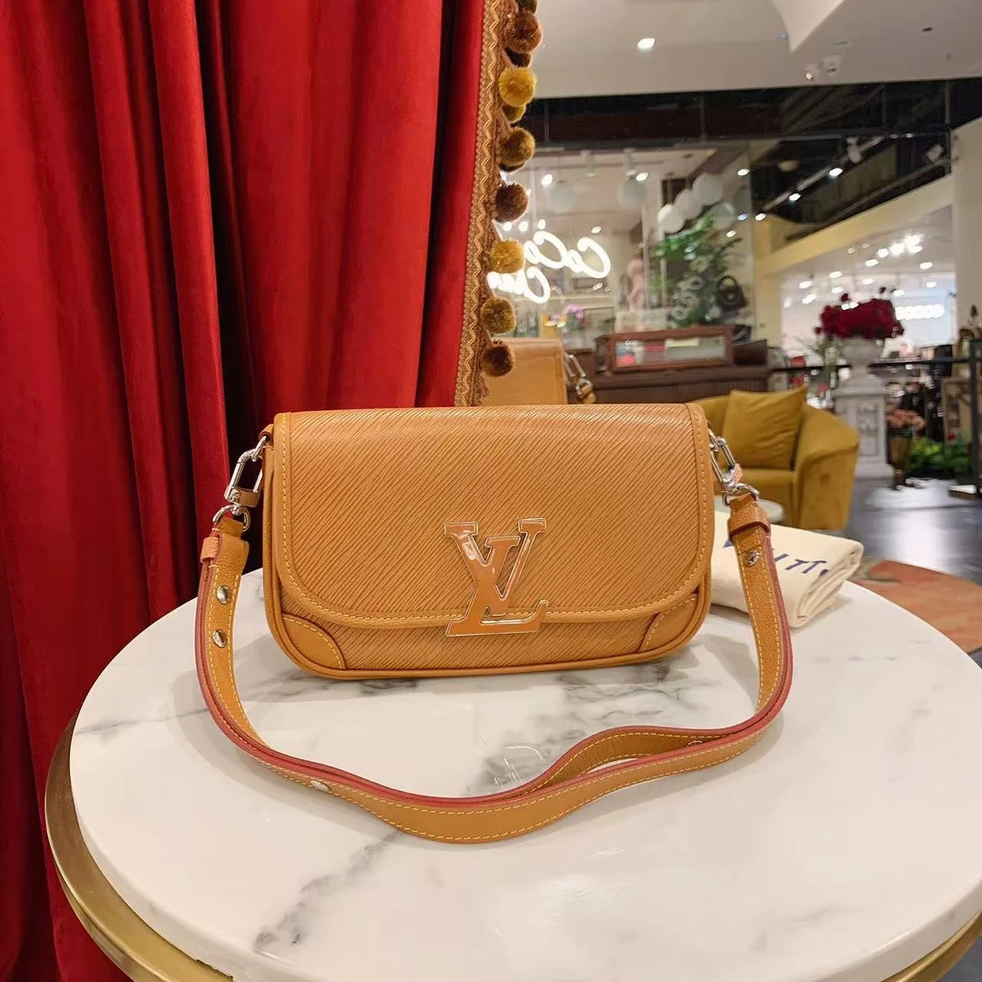 99新 LouisVuitton/路易威登 buci焦糖色银扣单肩包/27270970