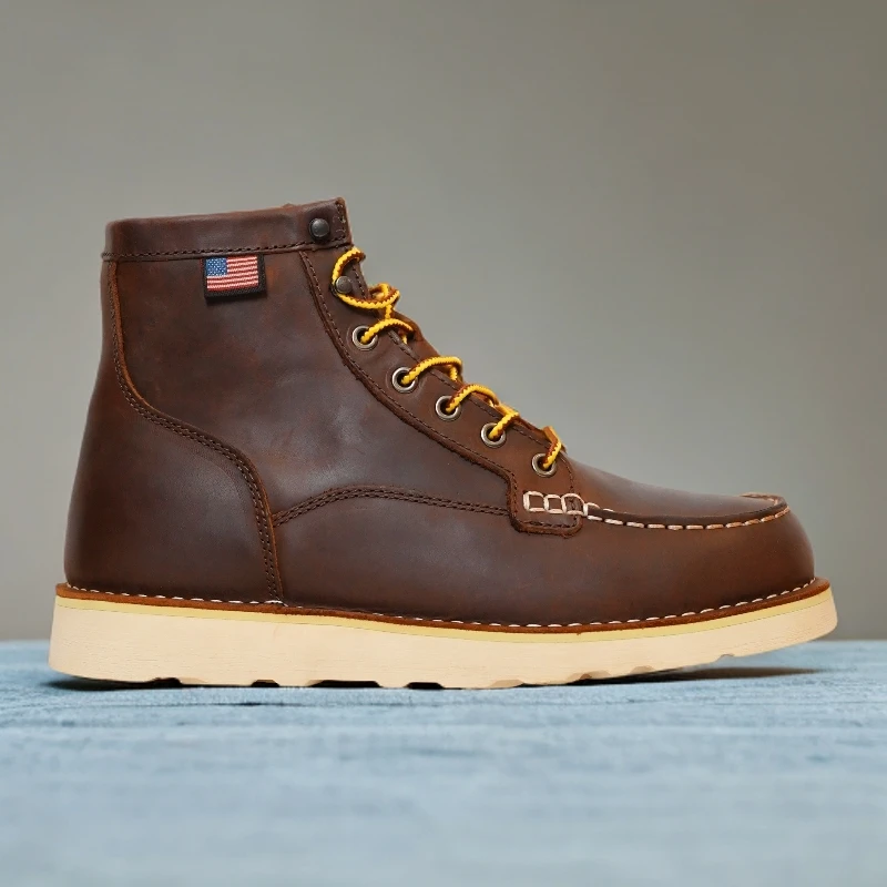 【奔牛15563】疯马咖马丁复古手工防水户外防滑真皮工装鞋男英伦风