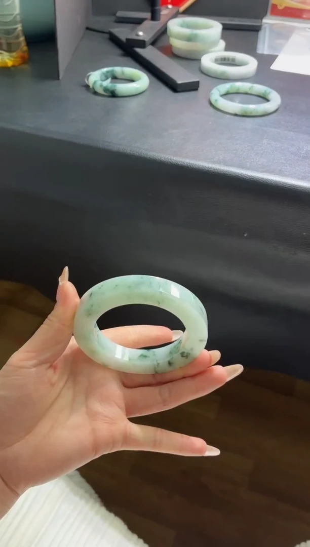 未镶嵌手镯定制翡翠雨****凉ddj