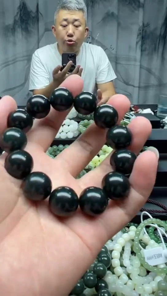 未镶嵌手链和田玉且末蓝卡18纯天然拍一发一