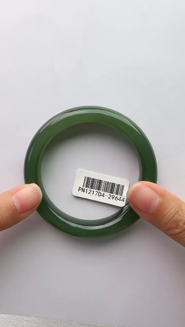 未镶嵌手镯和田玉54