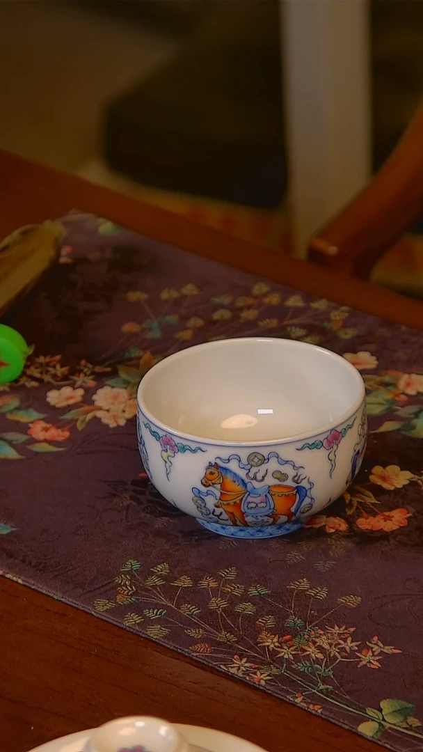 杯手工手绘杯杯很美丽